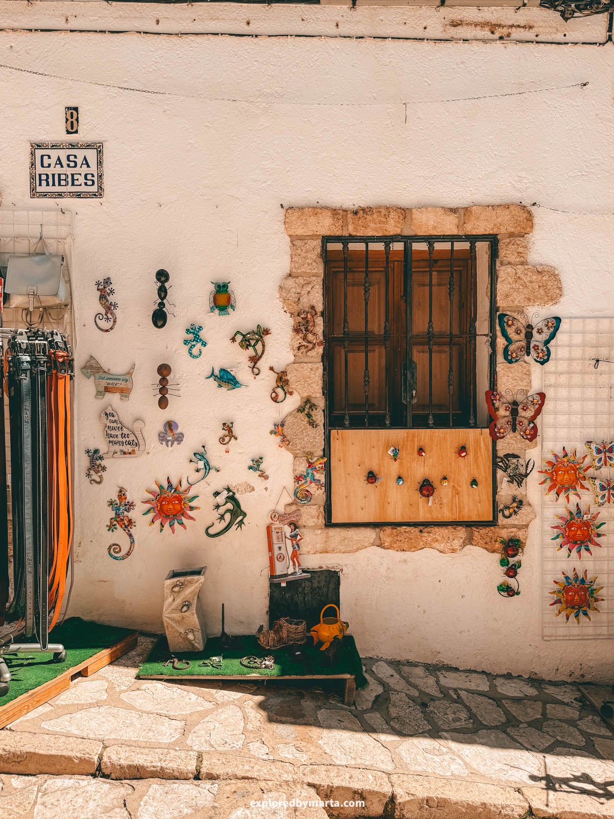 Souvenir and local product shops in the old town of Guadalest, Spain