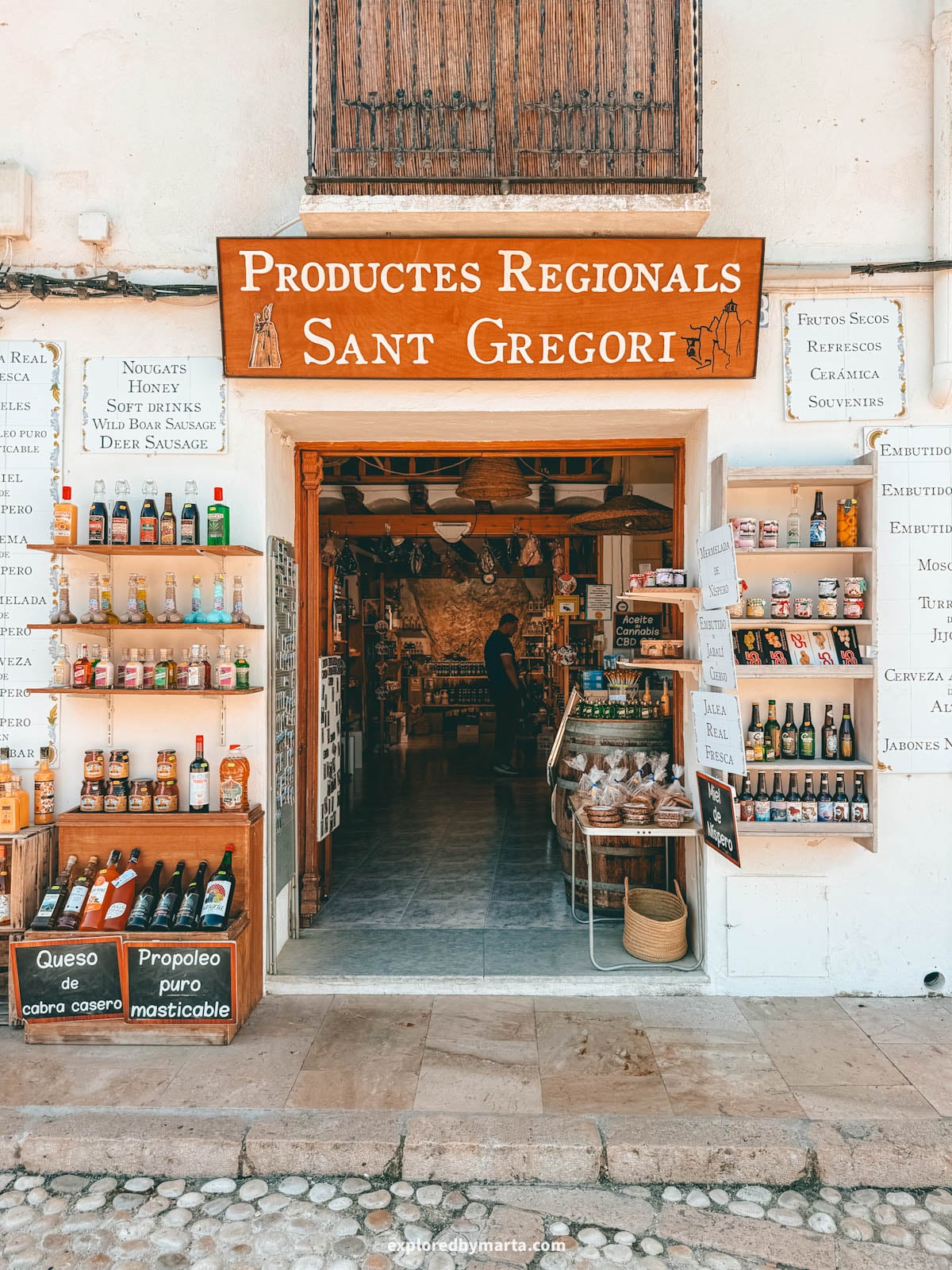 Souvenir and local product shops in the old town of Guadalest, Spain