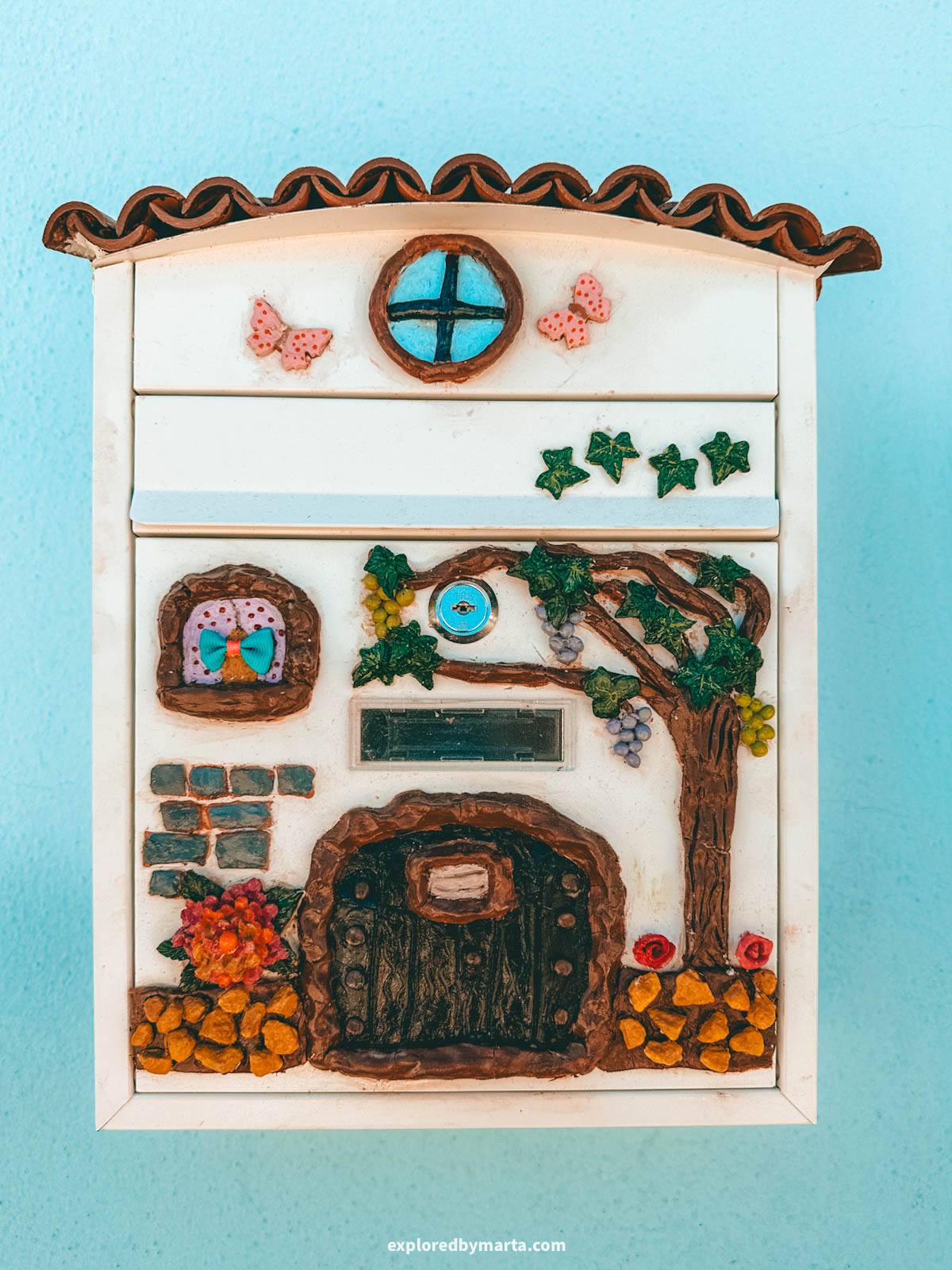 Beautiful mailbox on Calle Genal in Juzcar village in Spain